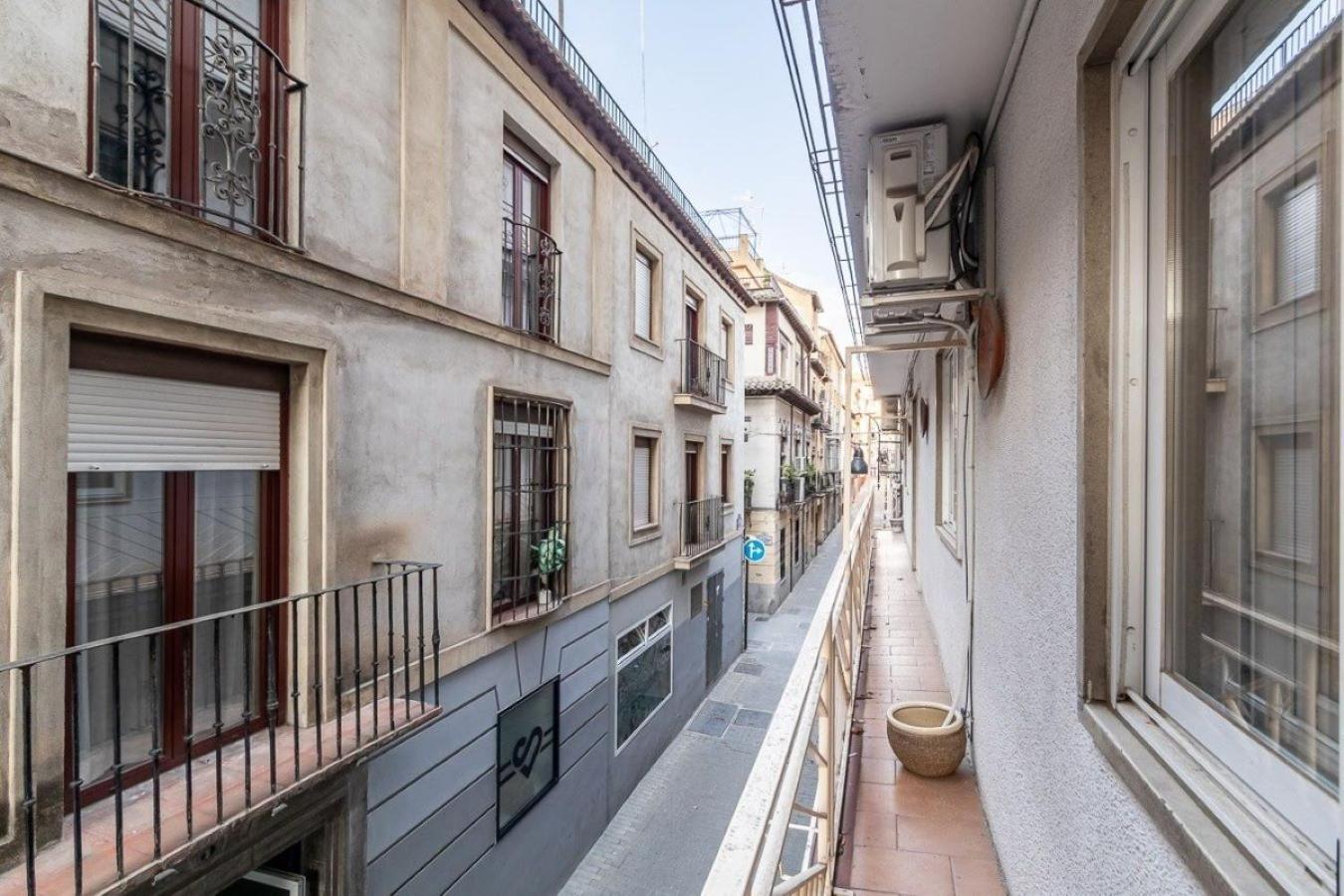 Tuguest Castaneda Apartment Granada Exterior photo